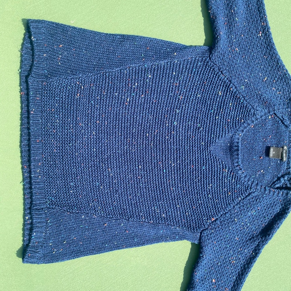 Sweater - Picture 2 of 8